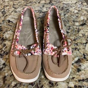 Croft & Barrow Floral and tan shoes